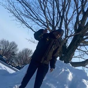 Meet your Posher, Pierre